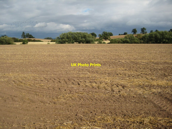 Photo 6"x4" Arable land near Kinnersley Birch Green\/SO8545 c2011