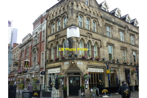 Photo 6"x4" The Mitre public house Manchester c2011