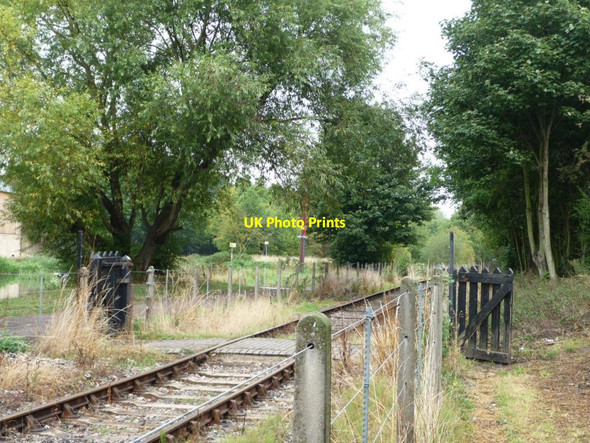 Photo 6"x4" Footpath across the railway line Elscar c2011