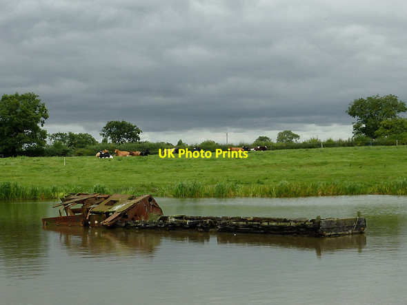 Photo 6"x4" Sunken narrowboat in Billinge Green Flash, Cheshire Higher Shurlach c2011