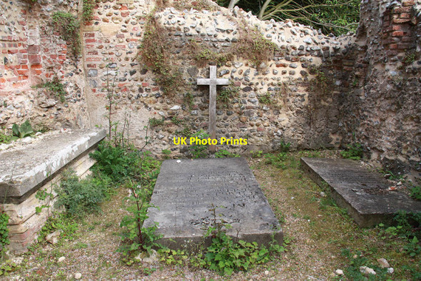 Photo 6"x4" Mannington Church Ruin - Sanctuary Itteringham c2011