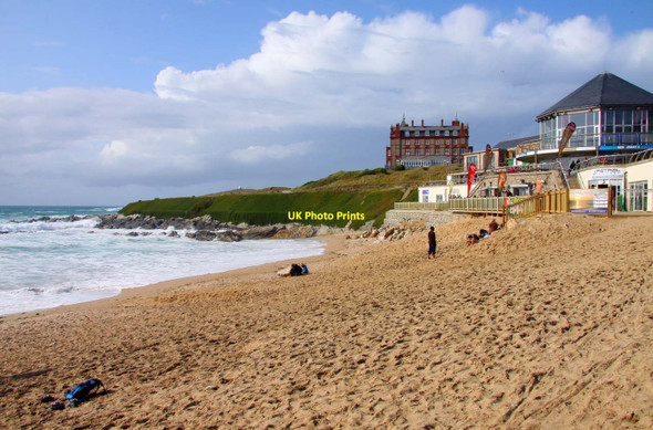Photo 6"x4" The National Surfing Centre on Fistral Beach Newquay\/SW8161 c2011