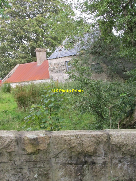 Photo 6"x4" Derelict farmstead at Cleomack Hilltown\/J2128 c2011