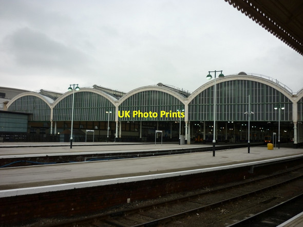 Photo 6"x4" Hull train station form platform 2 Kingston upon Hull c2011