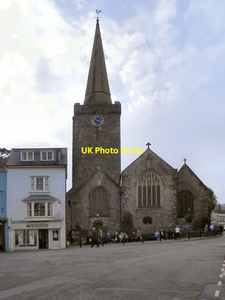 Photo 6"x4" St Mary's Church, Tenby Tenby\/Dinbych-y-pysgod c2011