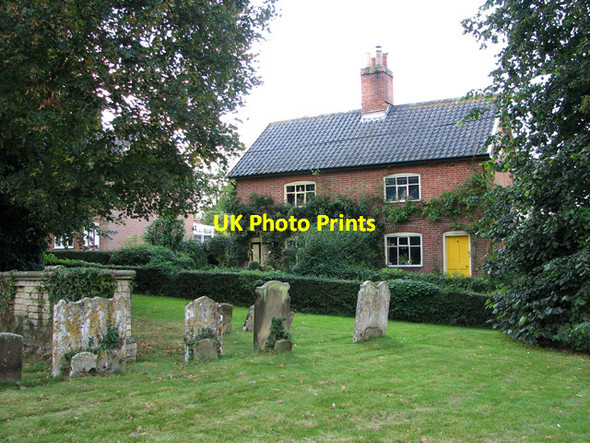 Photo 6"x4" Cottages beside All Saints' churchyard, Laxfield Laxfield c2011