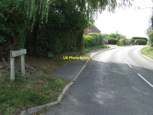 Photo 6"x4" Entering Streetly End Streetly End c2011