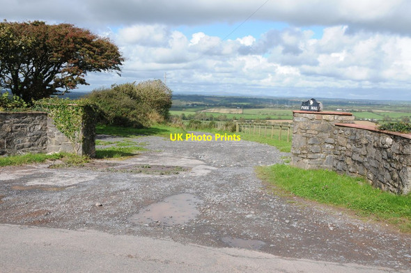 Photo 6"x4" Entrance to Park Wall Jameston\/SS0598 c2011