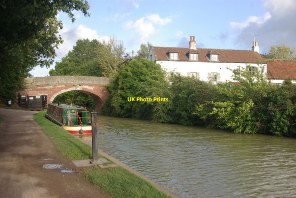 Photo 6"x4" Sells Green Bridge, Kennet & Avon Canal Seend c2011