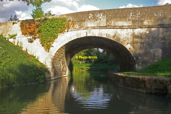 Photo 6"x4" London Road Bridge, Kennet & Avon Canal Devizes c2011