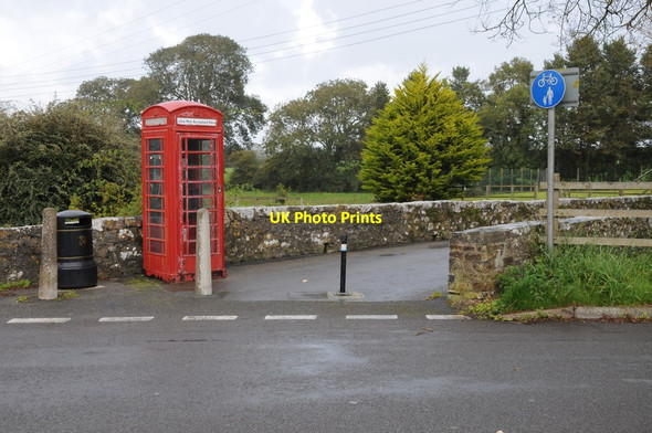 Photo 6"x4" Telephone box in Milton Carew c2011