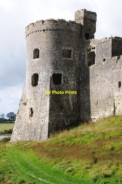 Photo 6"x4" Carew Castle Carew c2011