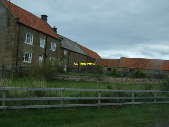 Photo 6"x4" Red House Farm Boulby c2011