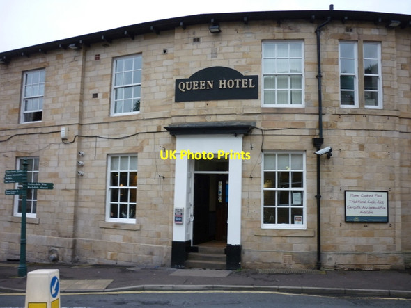 Photo 6"x4" The Queen's Hotel, Todmorden Todmorden c2011