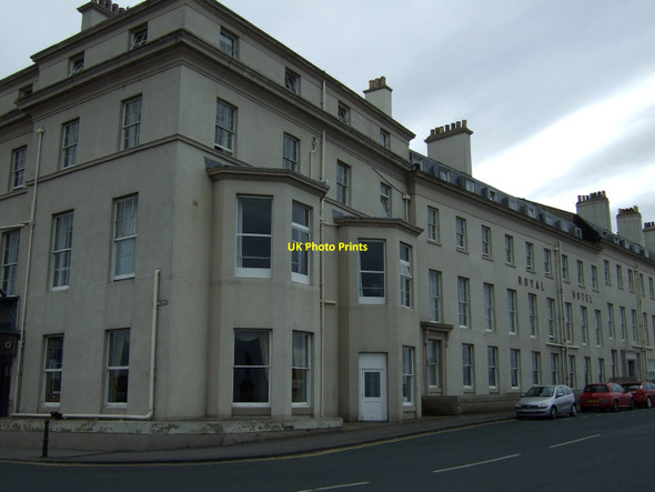 Photo 6"x4" Royal Hotel, Whitby Whitby\/NZ8910 c2011