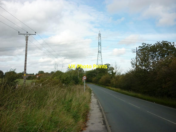 Photo 6"x4" Sutton Road towards Wawne Wawne c2011