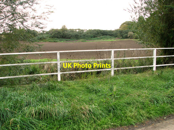 Photo 6"x4" Fields by Dale Bridge, Weybread Earsham Street c2011