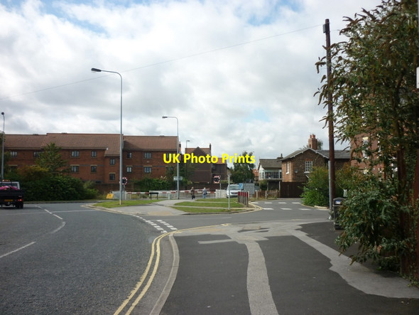 Photo 6"x4" Looking towards the level crossings, Grovehill Road Beverley c2011