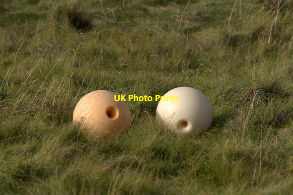 Photo 6"x4" Floats 'on the green', Easting Mailand c2011