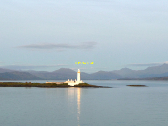 Photo 6"x4" Eilean Musdile Lighthouse Sgeir nan Gael c2011