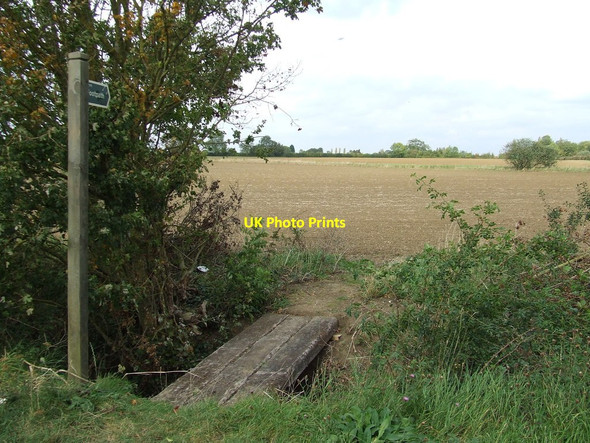 Photo 6"x4" Footbridge And Footpath Sign Hibb's Green c2011