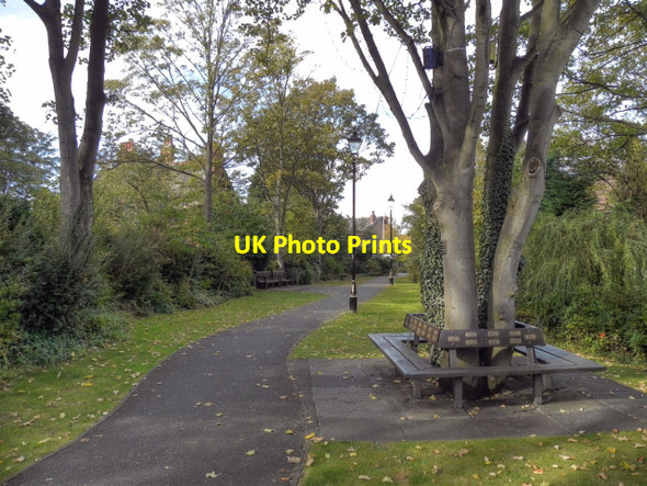 Photo 6"x4" The Walter Stansby Memorial Park , Gatley Gatley c2011