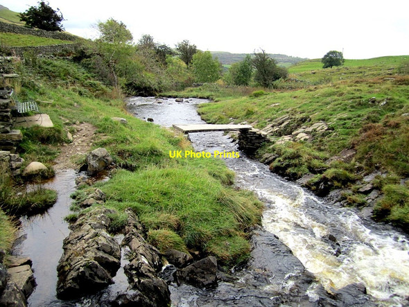 Photo 6"x4" Austwick Beck, Crummock Dale Wharfe c2011 P1
