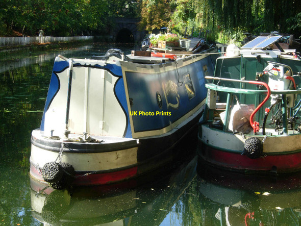 Photo 6"x4" Narrowboats in Islington London c2011