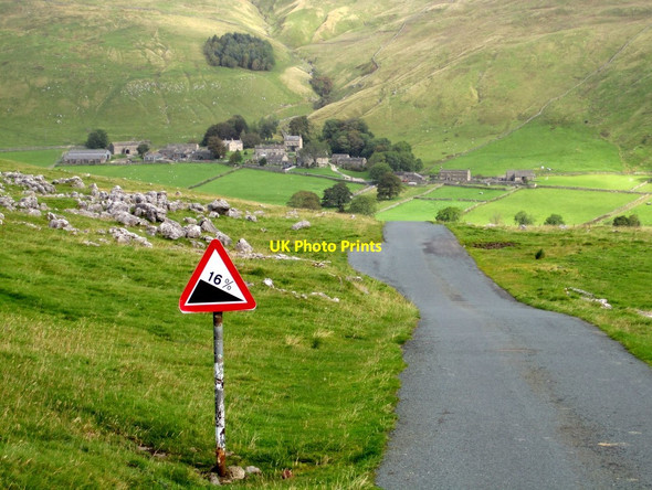 Photo 6"x4" Steep hill above Halton Gill Foxup c2011