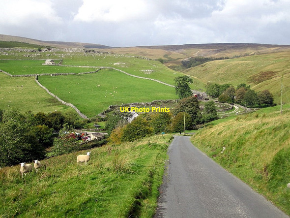 Photo 6"x4" Road above Darnbrook House Water Houses\/SD8867 c2011