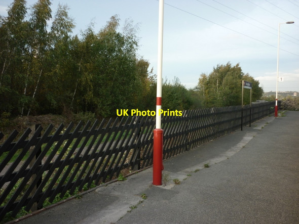 Photo 6"x4" Platform 1, Ravensthorpe Station Mirfield c2011