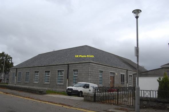 Photo 6"x4" Telephone exchange, Thorngrove Avenue, Aberdeen Aberdeen\/NJ9206 c2011