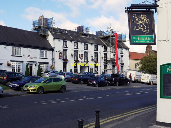 Photo 6"x4" Hardwick Arms Hotel, North End, Sedgefield Sedgefield c2011