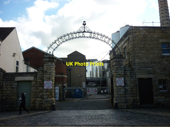 Photo 6"x4" The entrance to John Smith's Brewery Tadcaster c2011
