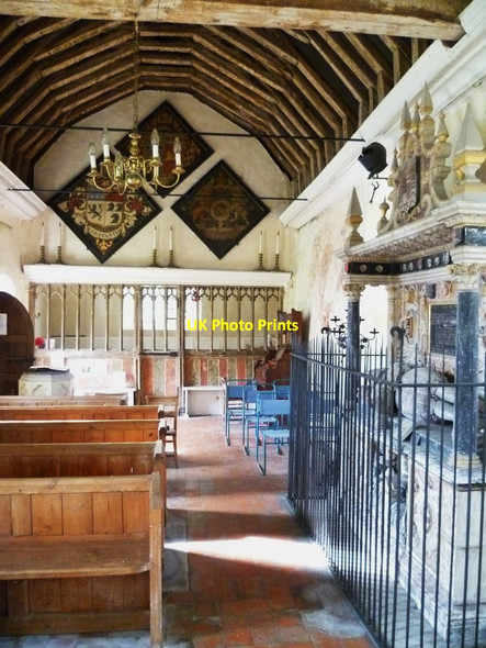 Photo 6"x4" The interior of the little church at Freefolk (2) Freefolk c2011