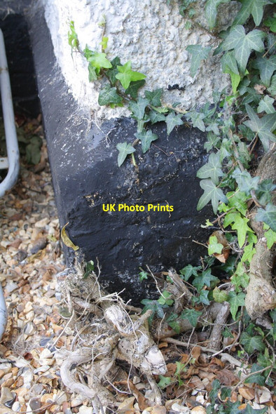 Photo 6"x4" Overpainted benchmark on #8 Kennington Road Iffley c2011