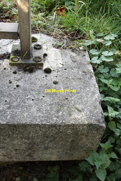 Photo 6"x4" Benchmark on  A423 bridge over Weirs Mill Stream Iffley c2011