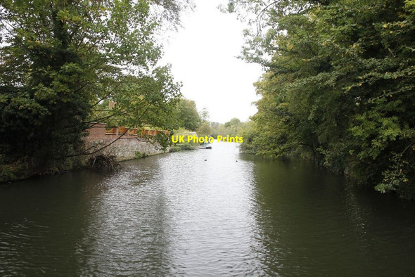 Photo 6"x4" Wall beside the Thames Culham c2011