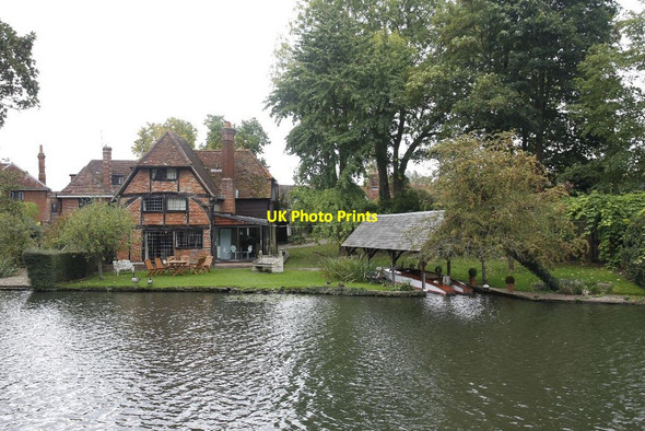 Photo 6"x4" Riverside Cottage Culham c2011