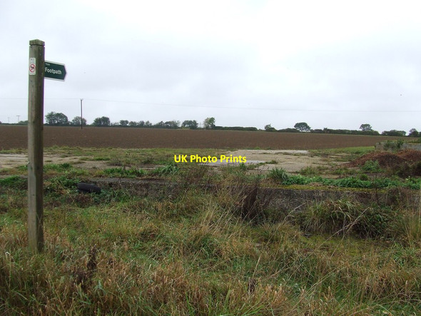 Photo 6"x4" Footpath Sign Hightown Green c2011