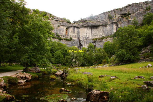 Photo 6"x4" Malham Beck by Malham Cove Malham\/SD9062 c2011