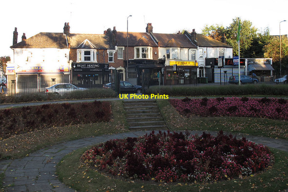 Photo 6"x4" Eltham shops (1) Eltham c2011