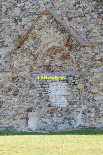 Photo 6"x4" Arch at Reculver church Reculver c2011