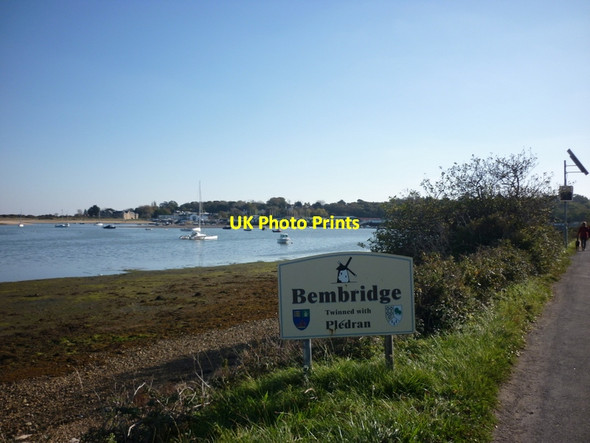 Photo 6"x4" Entering Bembridge Bembridge c2011