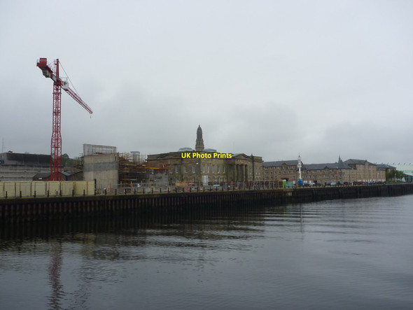 Photo 6"x4" Doon The Watter - 25th June 2011 : Approaching Customs House Quay, Greenock Greenock\/NS2776 c2011