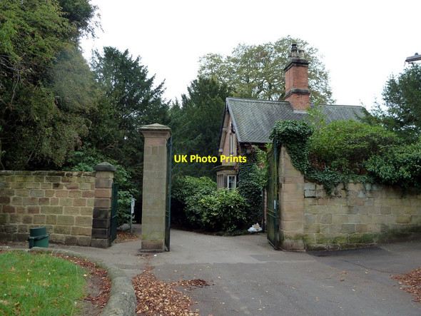 Photo 6"x4" Gateway and lodge at Darley Abbey Park Allestree c2011