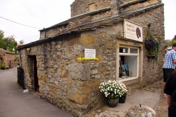 Photo 6"x4" The Shenstone Gallery Grassington c2011