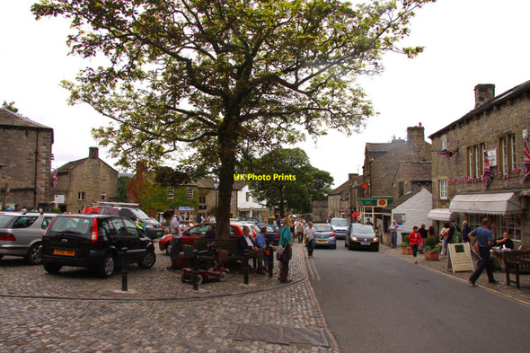 Photo 6"x4" The Square in Grassington Grassington c2011