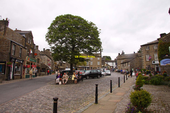 Photo 6"x4" The Square in Grassington Grassington c2011