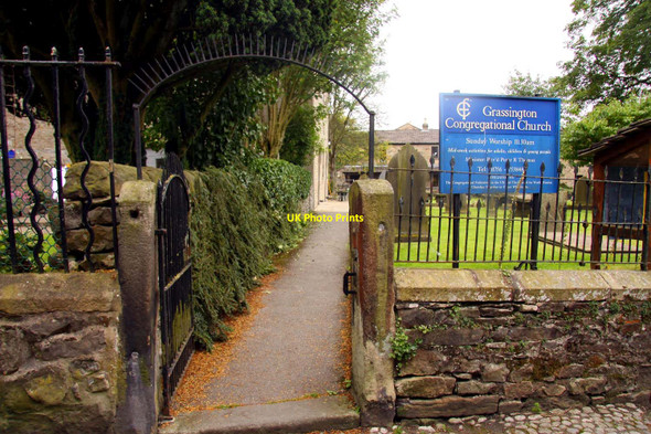 Photo 6"x4" The gateway to Grassington Congregational Church Grassington c2011